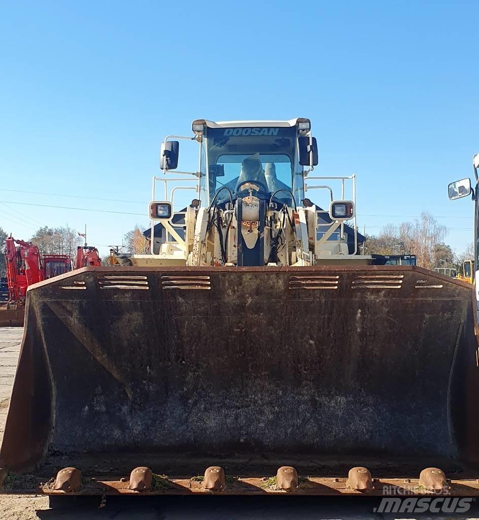 Doosan DL 550-5 輪胎式裝載機