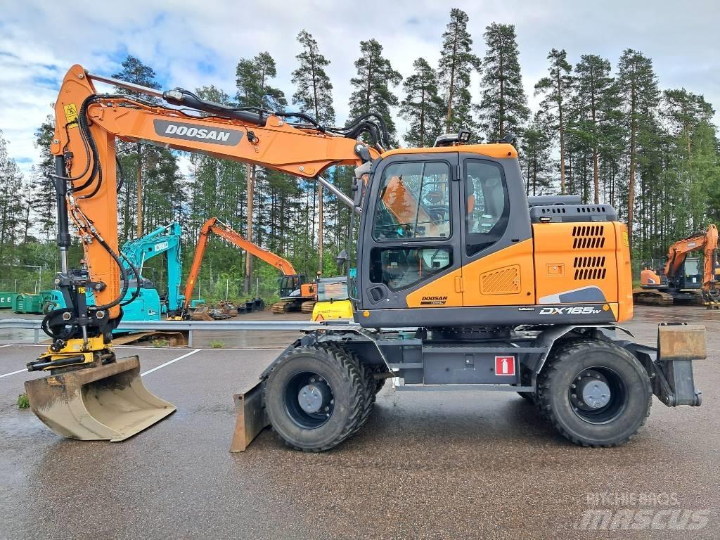 Doosan DX 165 W-5 旋轉式挖土機/掘鑿機/挖掘機