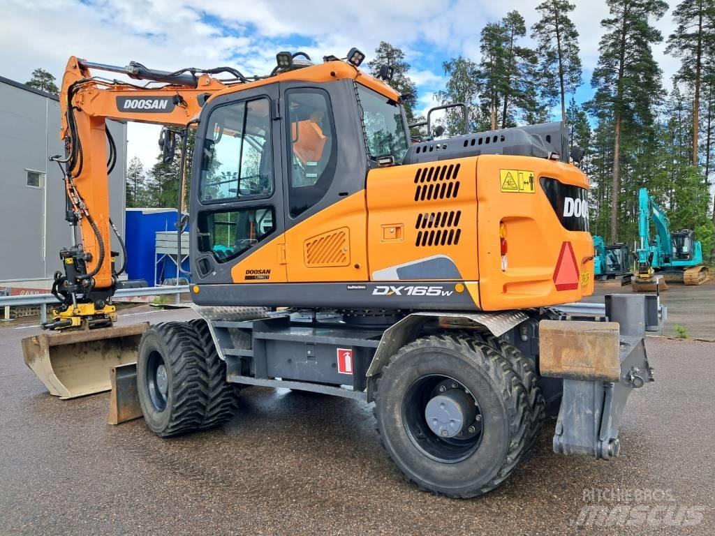 Doosan DX 165 W-5 旋轉式挖土機/掘鑿機/挖掘機