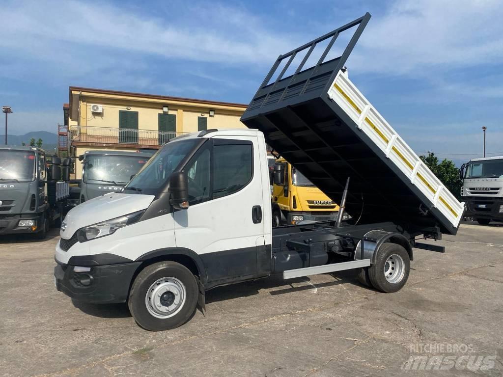 Iveco Daily 35C17 傾卸式卡車