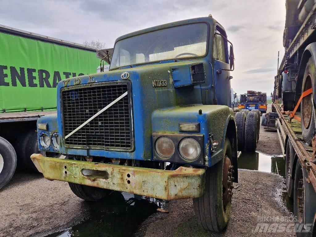 Volvo N1033 6X4 商用底盤車