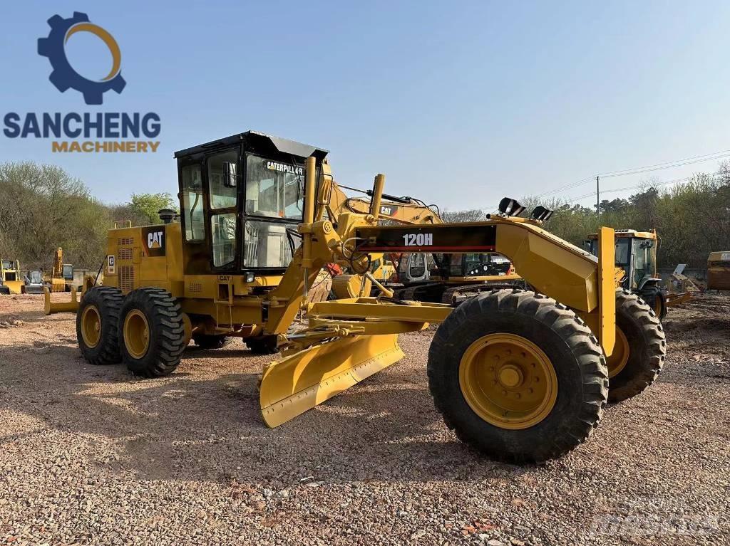CAT 120 H 平土機