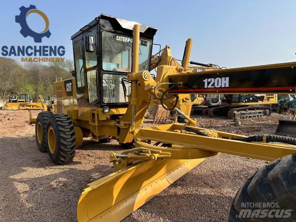 CAT 120 H 平土機