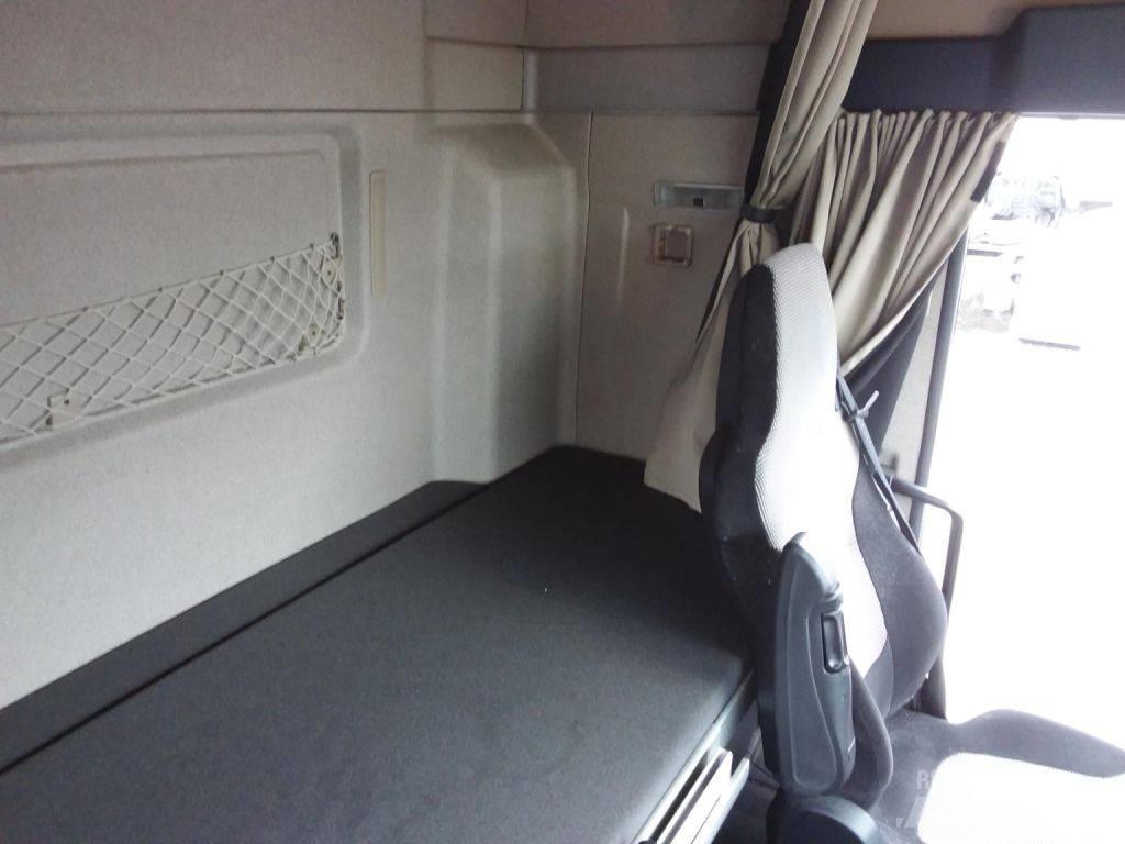 MAN TGX 18.460 XLX 曳引機組件