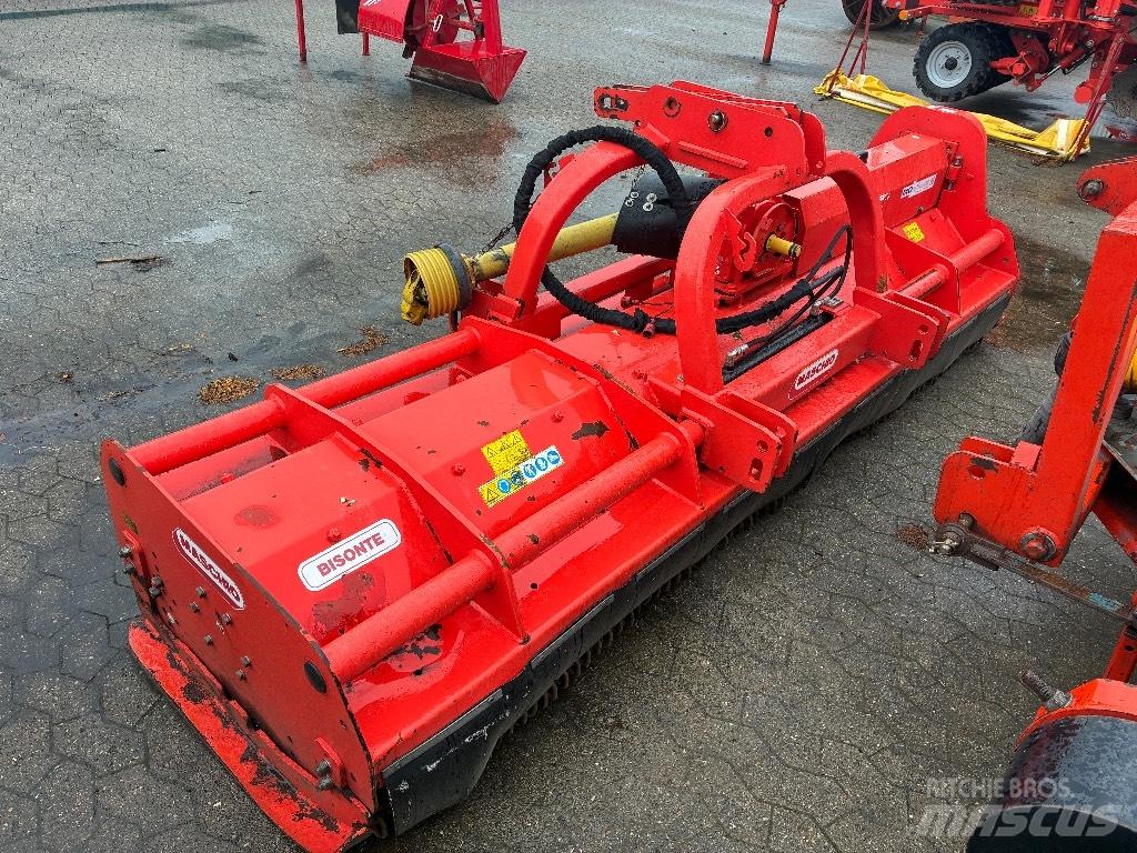 Maschio Bisonte 300 割草劑