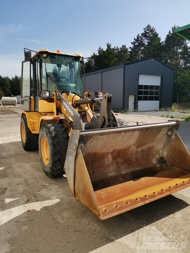 Volvo Radlader L30G 輪胎式裝載機