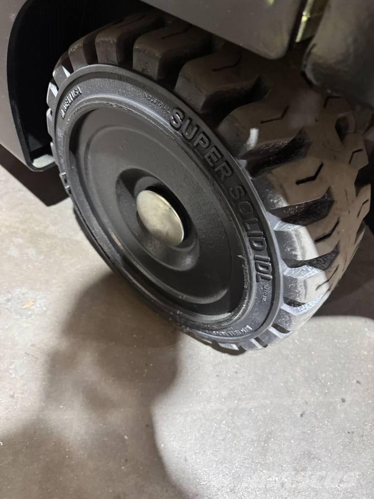 Hyster E 120 XN 電動堆高機