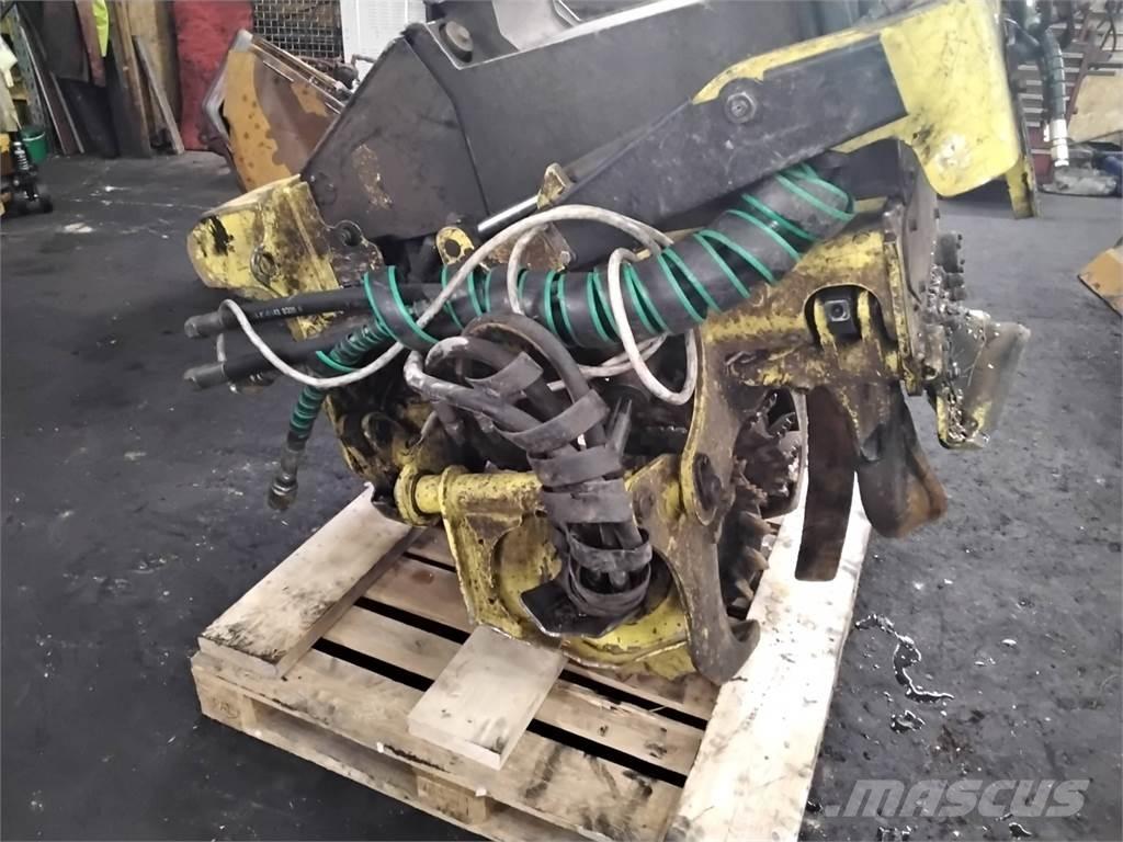 John Deere H415 收穫機頭