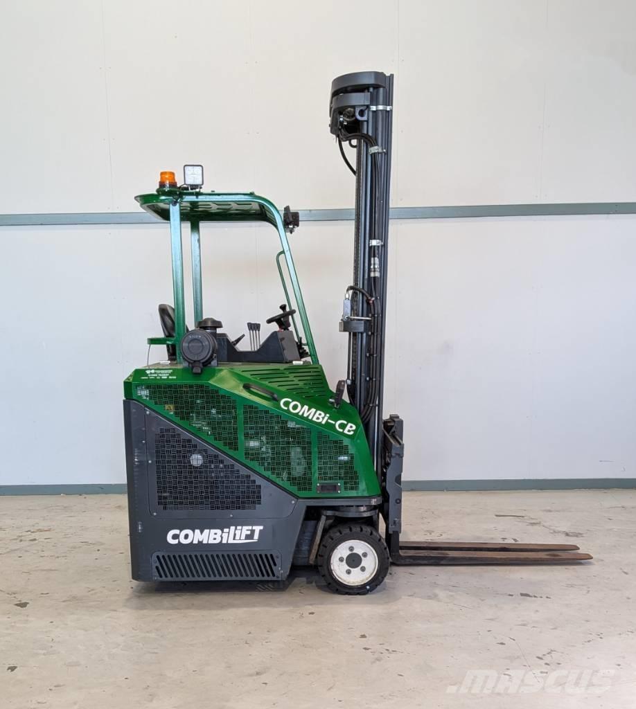 Combilift CB 3000 四向前伸式堆高機(叉車)