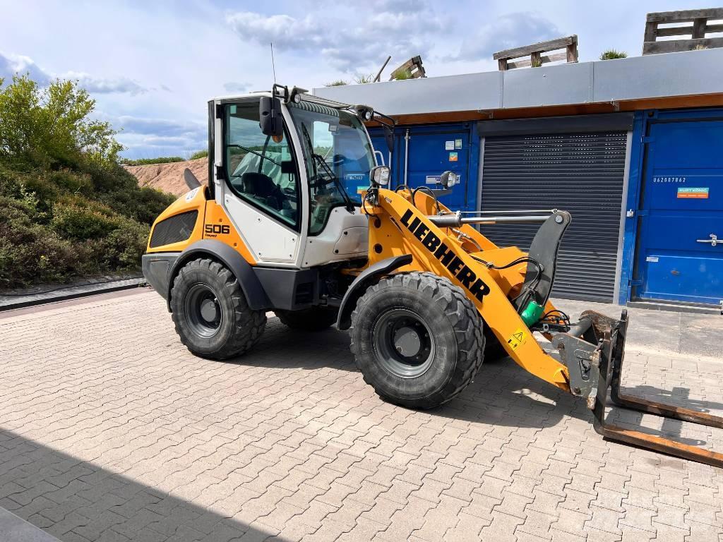 Liebherr L 506C 輪胎式裝載機