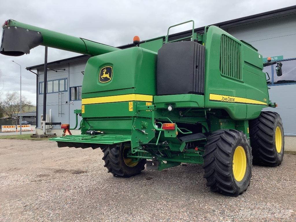 John Deere T560 聯合收穫機