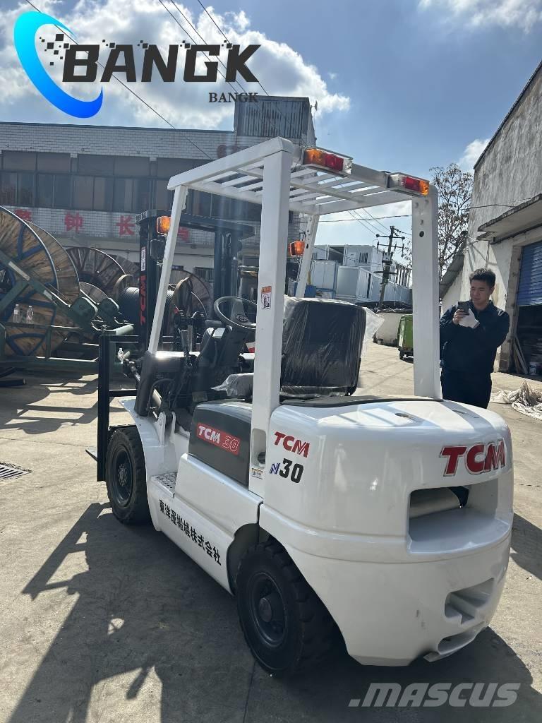 TCM FD30T3C 柴油卡車