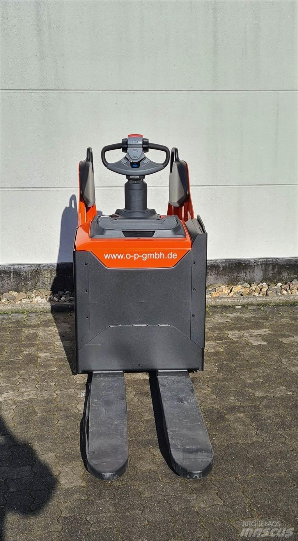 Toyota LPE 250 低架升降機