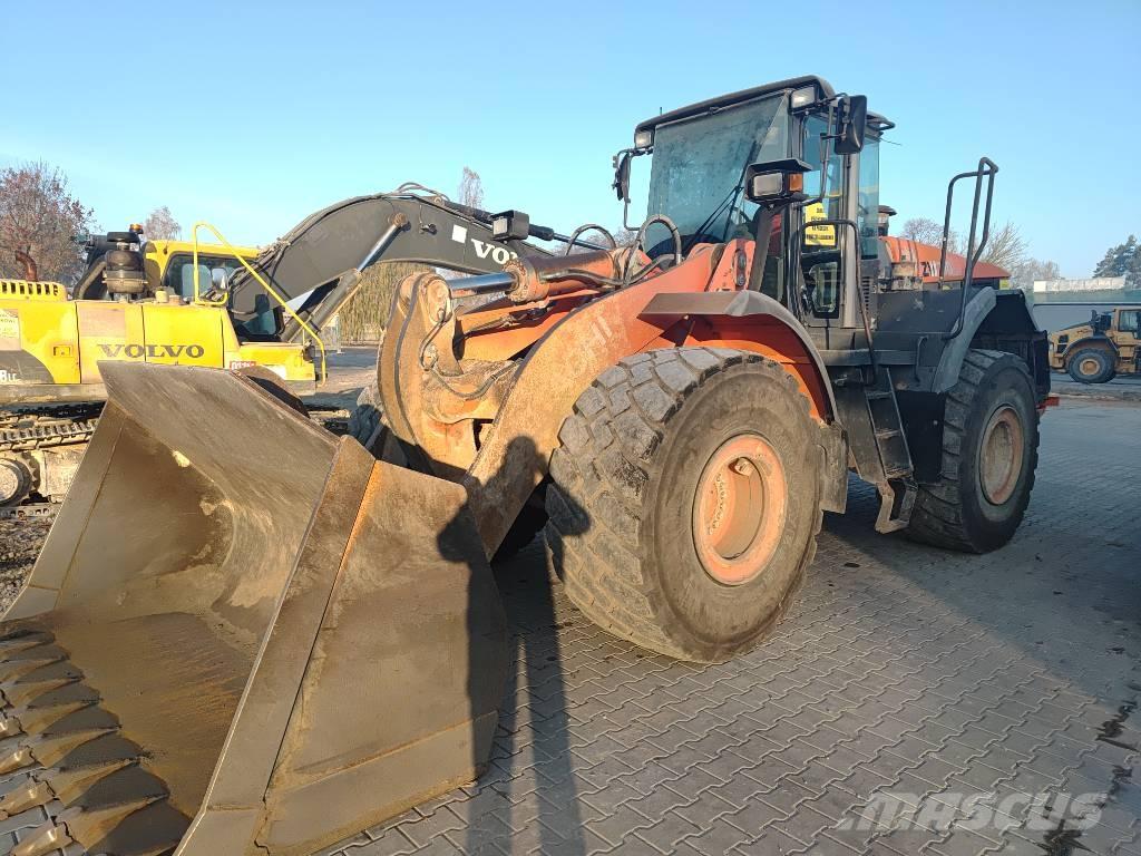 Hitachi ZW 310 輪胎式裝載機