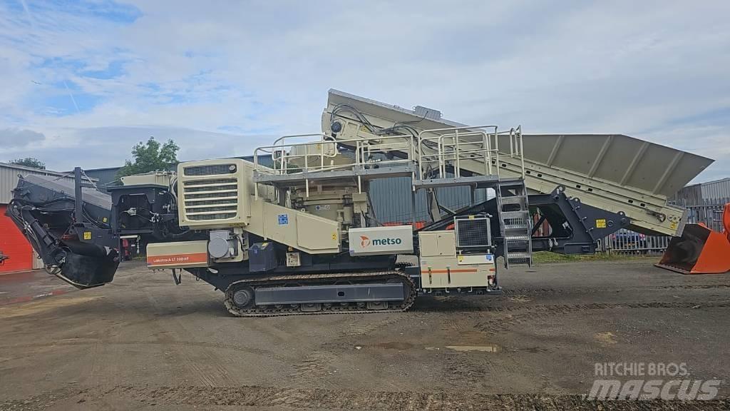 Metso LT 300 HP 移動式壓碎機