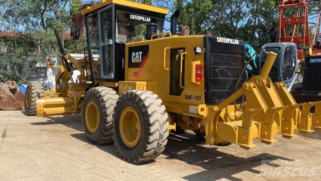 CAT 140 K 平土機