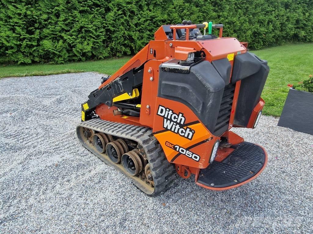 Ditch Witch SK 1050 農業用伸縮臂裝載機