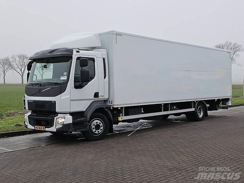 Volvo FL 250.14 貨箱式卡車