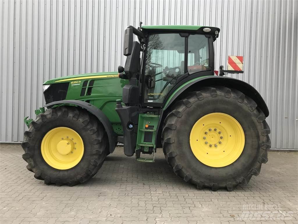 John Deere 6250R 曳引機
