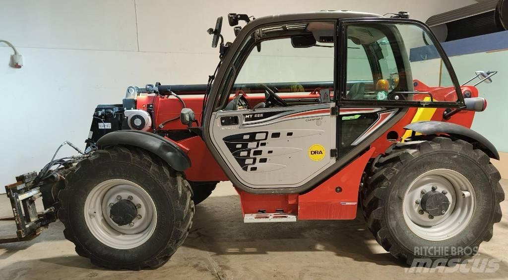 Manitou MT 932 伸縮臂操作車