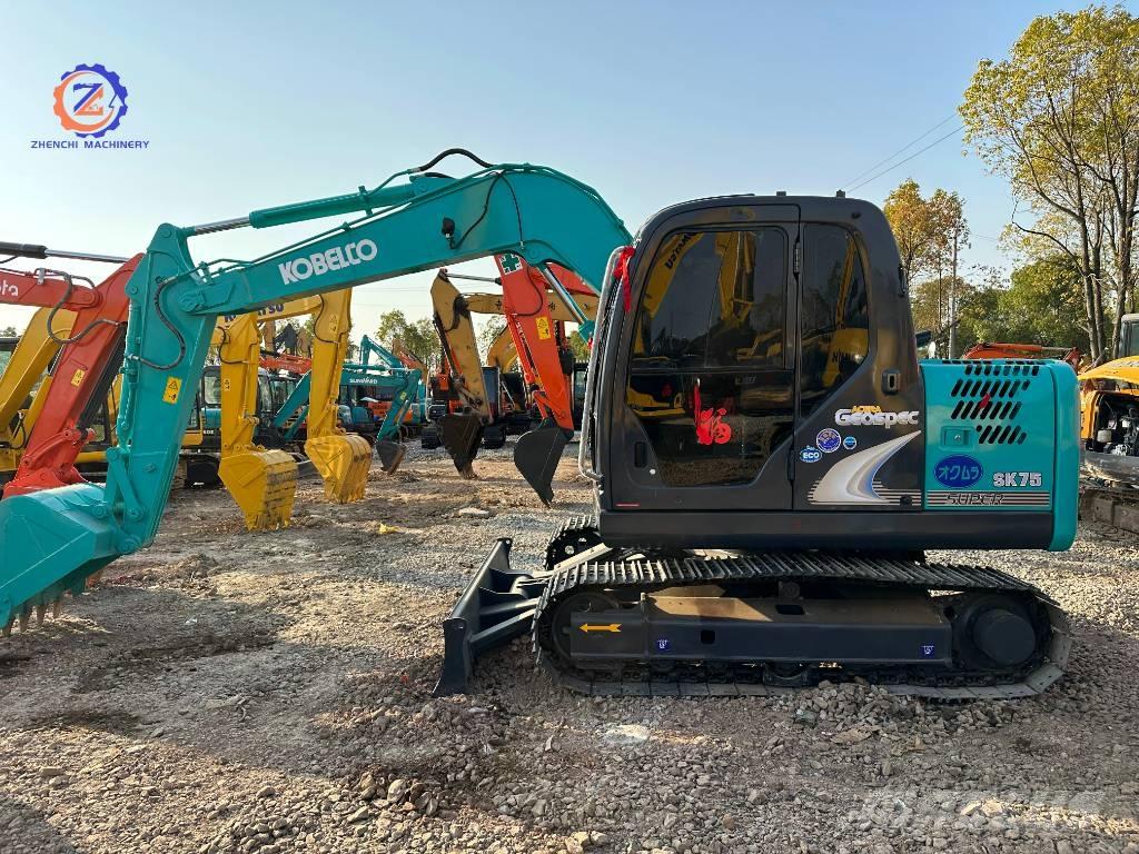 Kobelco SK 75 中型挖土機/掘鑿機/挖掘機 7t-12t