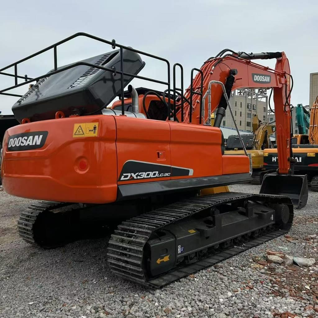 Doosan 300LC-9C 履帶式 挖土機/掘鑿機/挖掘機