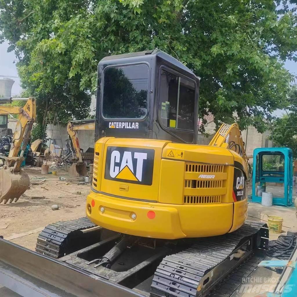 CAT 303.5 E CR 小型挖土機/掘鑿機<7t(小型挖掘機)
