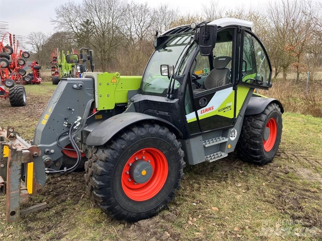 CLAAS SCORPION 756 伸縮臂操作車