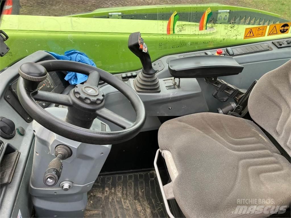 CLAAS SCORPION 756 伸縮臂操作車