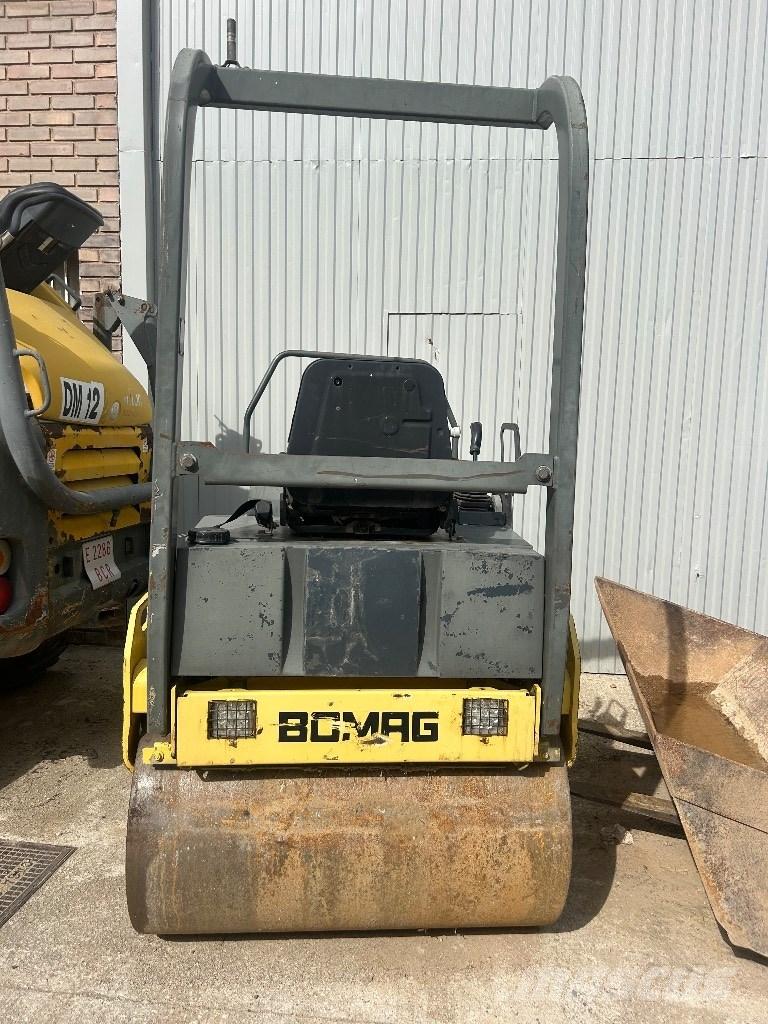 Bomag BW 120 AC-3 雙輪滾壓機