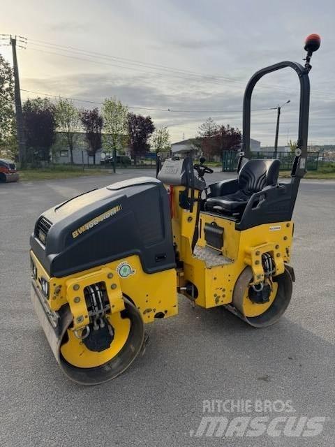 Bomag BW 100 AD M-5 雙輪滾壓機