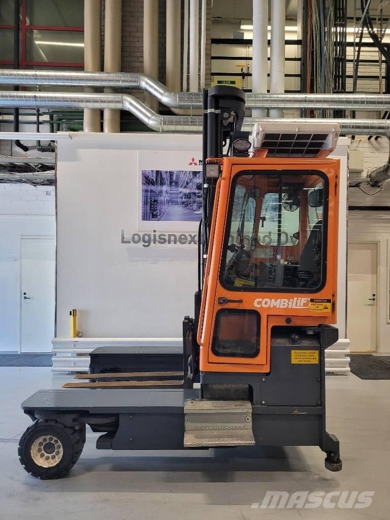 Combilift C 4000 四向前伸式堆高機(叉車)