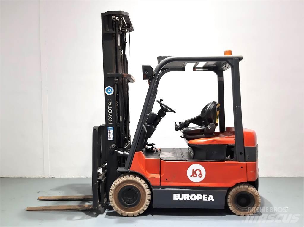 Toyota 7FBMF25 電動堆高機