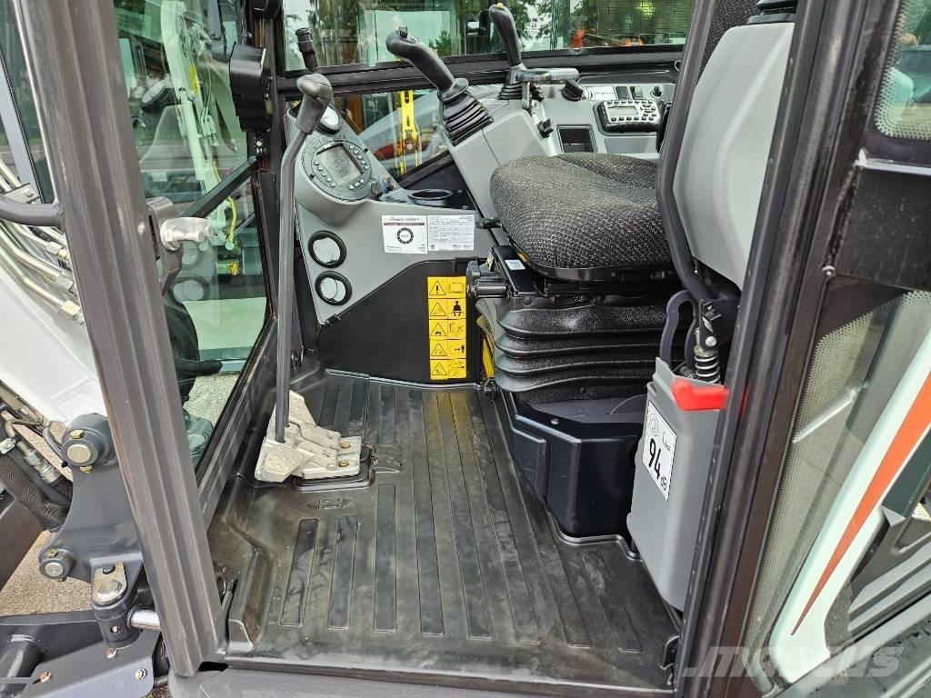 Bobcat E 27 小型挖土機/掘鑿機<7t(小型挖掘機)