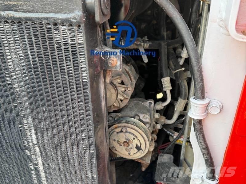 Bobcat S 130 滑移轉向裝載機