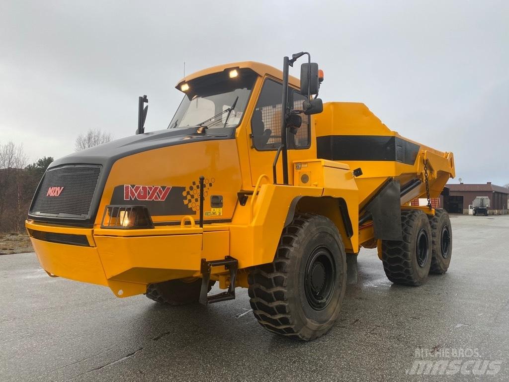 Moxy MT 31 鉸接式起吊車
