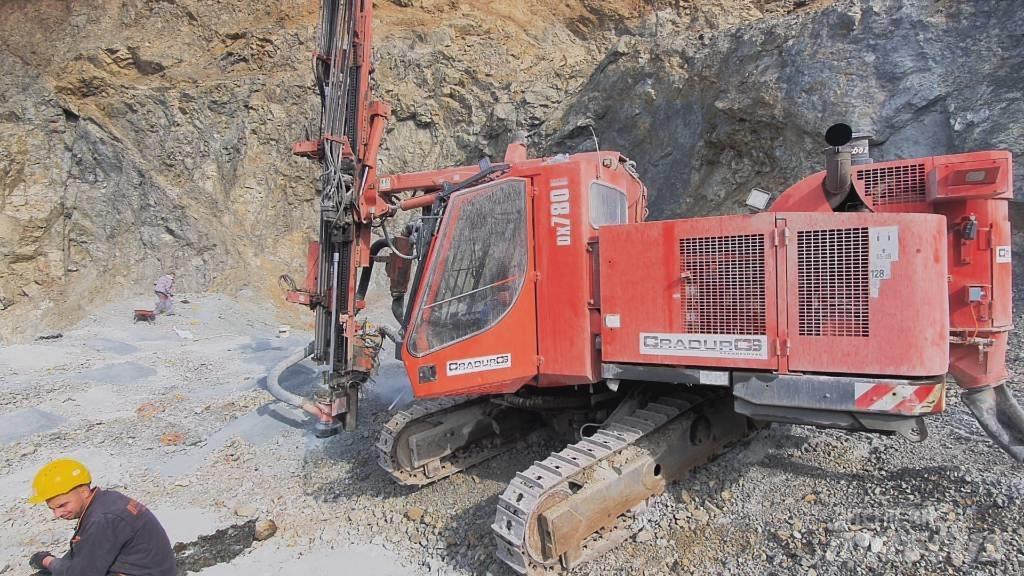 Sandvik DX 780 鑽孔機