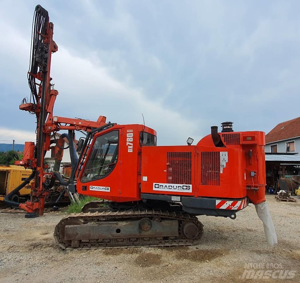 Sandvik DX 780 鑽孔機