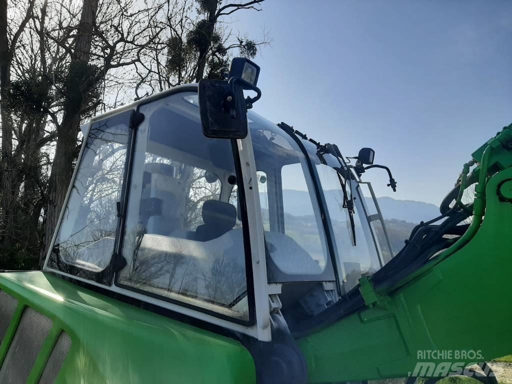 Menzi Muck A91 4x4 特殊挖土機/掘鑿機/挖掘機
