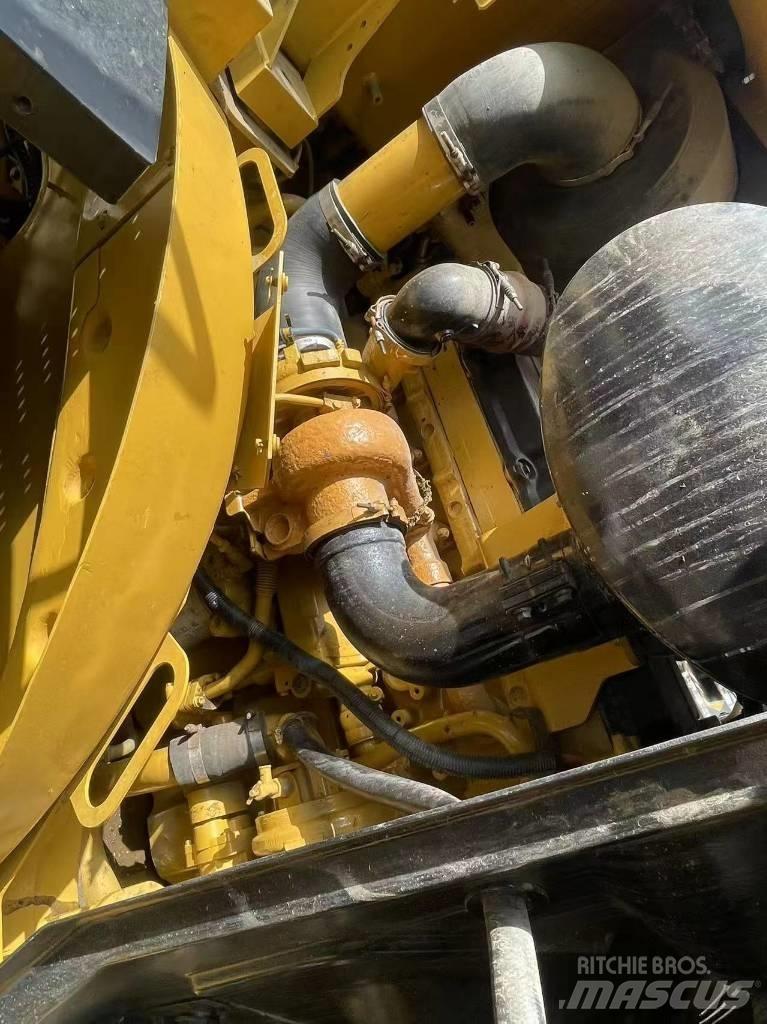 CAT 966 旋轉式挖土機/掘鑿機/挖掘機