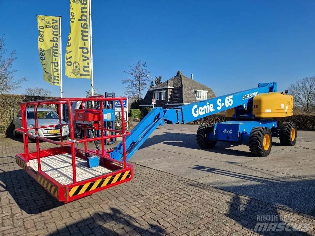 Genie S65 4X4 伸縮臂高空作業車