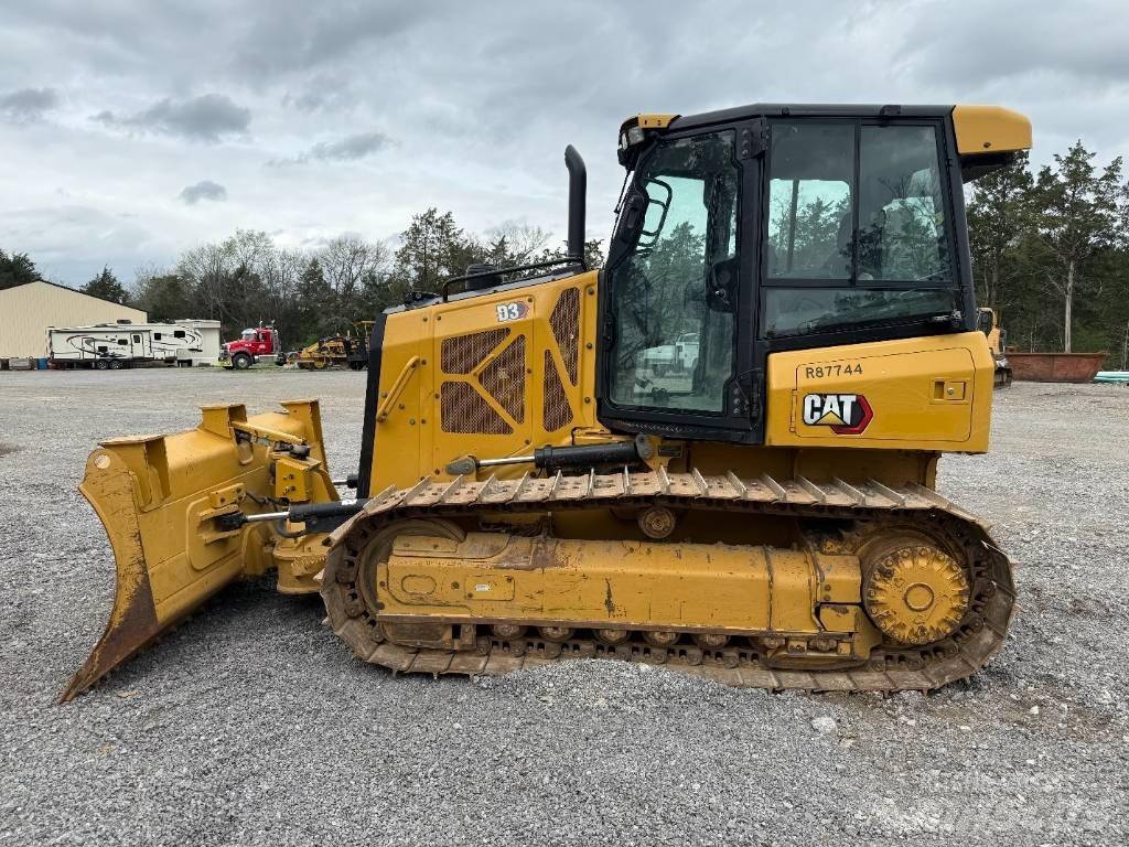 CAT D3 履帶推土機