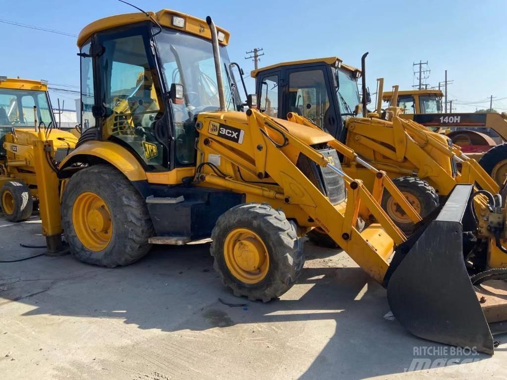 JCB 3 CX 反鏟裝載機
