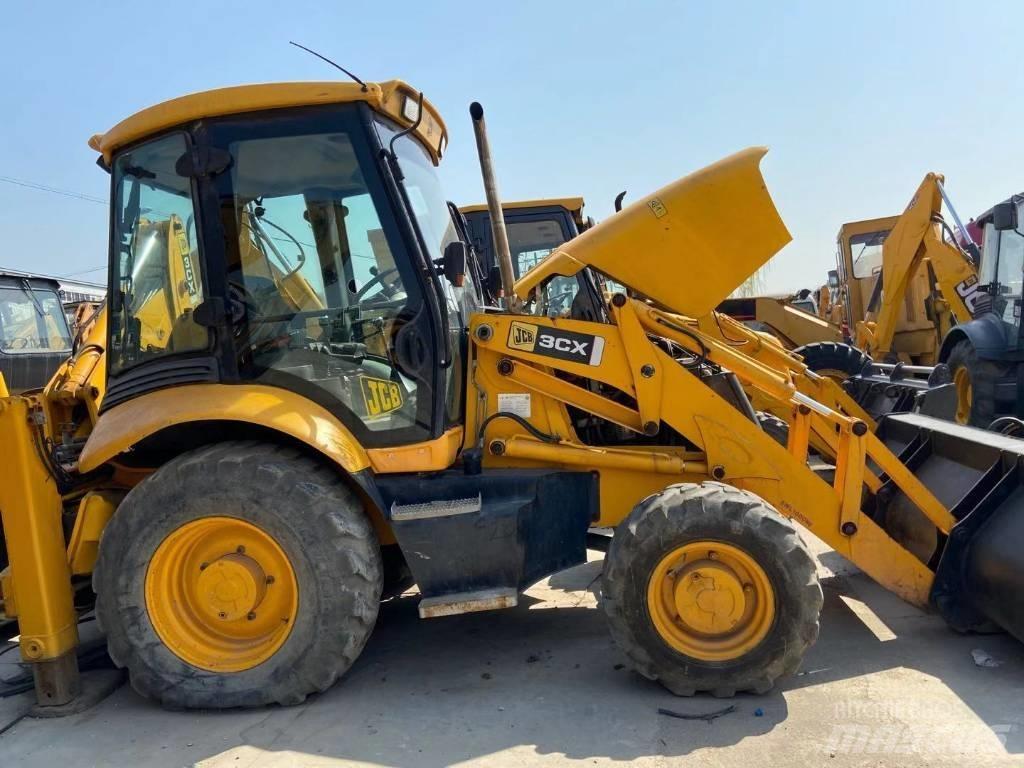 JCB 3 CX 反鏟裝載機