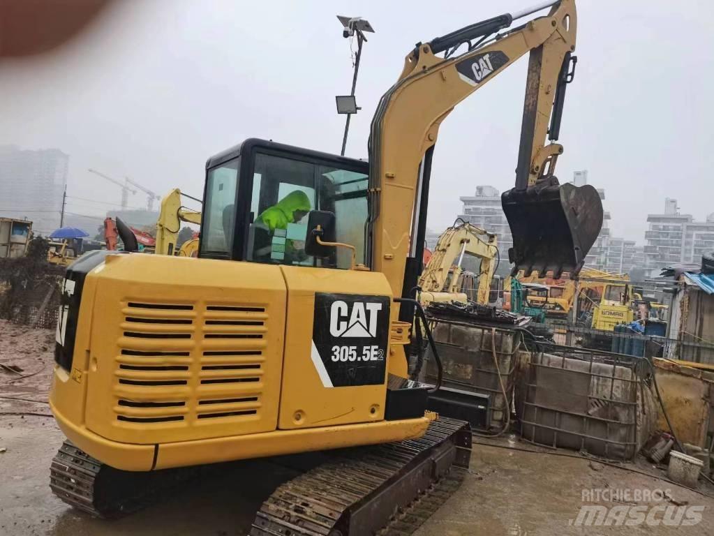 CAT 305.5 E 小型挖土機/掘鑿機<7t(小型挖掘機)