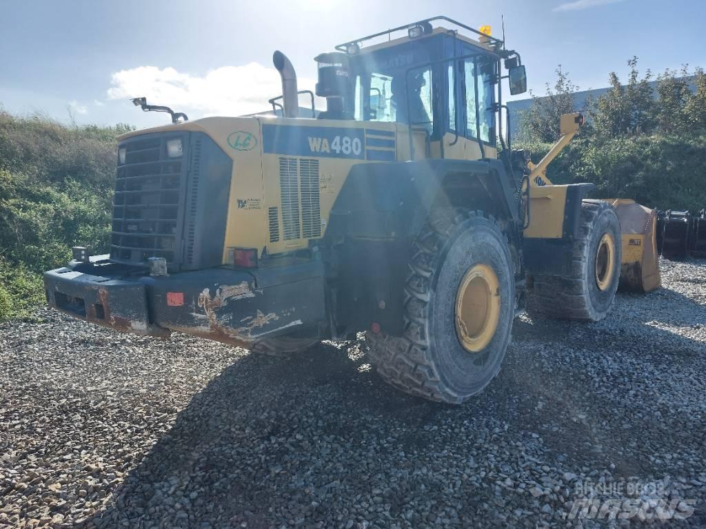 Komatsu WA480-6 輪胎式裝載機