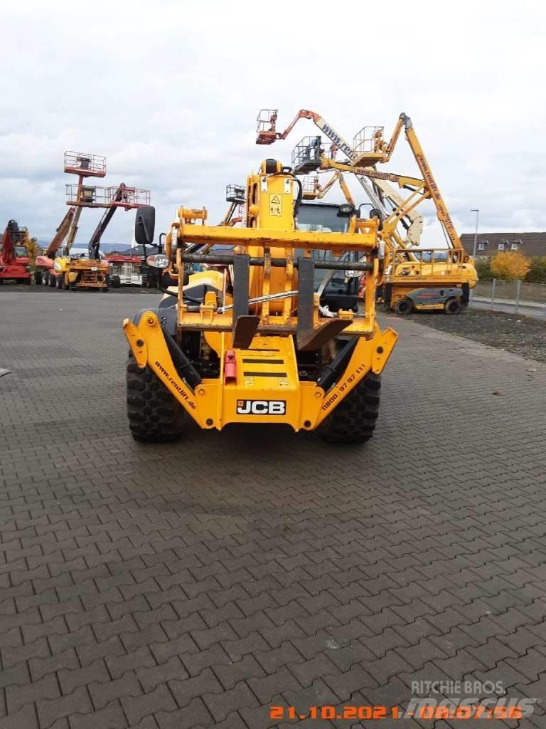 JCB 540-140 伸縮臂操作車