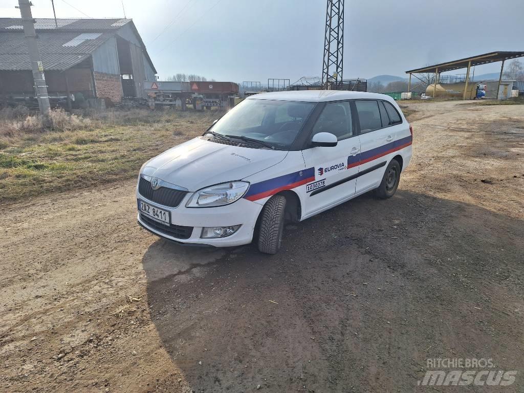 Skoda Fabia 汽車
