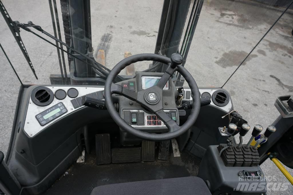 Kalmar DCF55-6H 柴油卡車