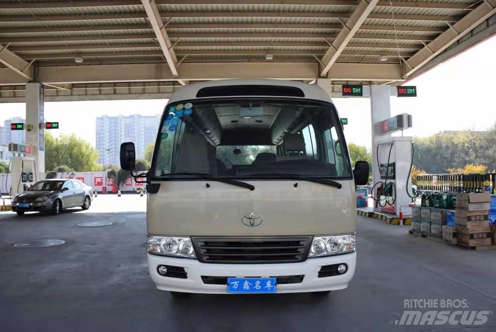 Toyota Coaster 公路客運汽車